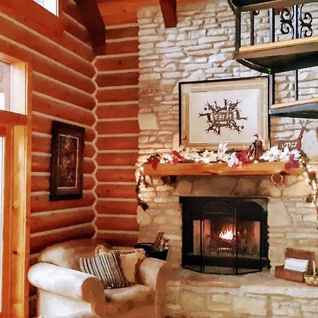 Cherokee Mountain Log Cabins يوريكا سبرينغز المظهر الخارجي الصورة